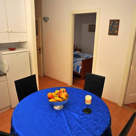 Mirta-2 By Interhome Sutivan