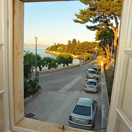 Mirta-2 By Interhome Sutivan