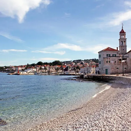 Mirta-2 By Interhome Sutivan